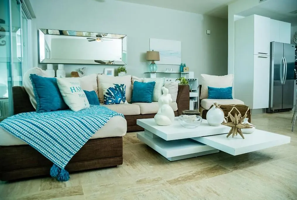 3 Bedroom First Line Beach Apt At Playa Bonita El Paraiso Building 101 Las Terrenas Appartement