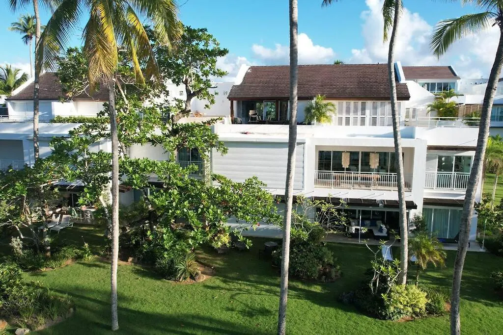 3 Bedroom First Line Beach Apt At Playa Bonita El Paraiso Building 101 Las Terrenas