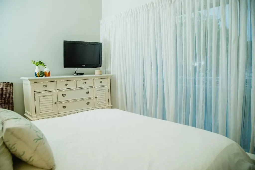 3 Bedroom First Line Beach Apt At Playa Bonita El Paraiso Building 101 Las Terrenas Dominicaanse Republiek